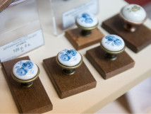 Wooden Mounts